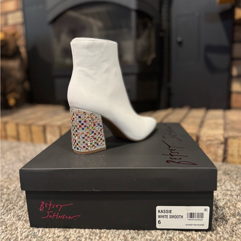Betsey Johnson White Boots with Glitter Heel